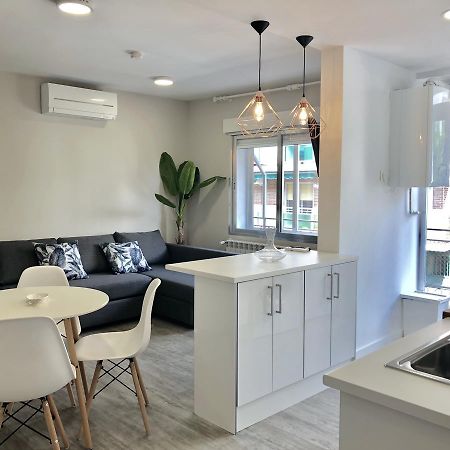 Plaza 5 Carabanchel Apartment Madrid Eksteriør billede