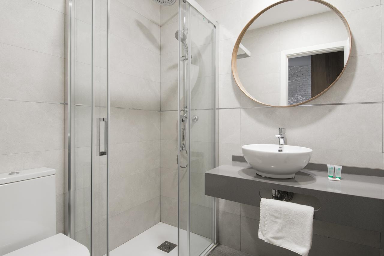 Plaza 5 Carabanchel Apartment Madrid Eksteriør billede