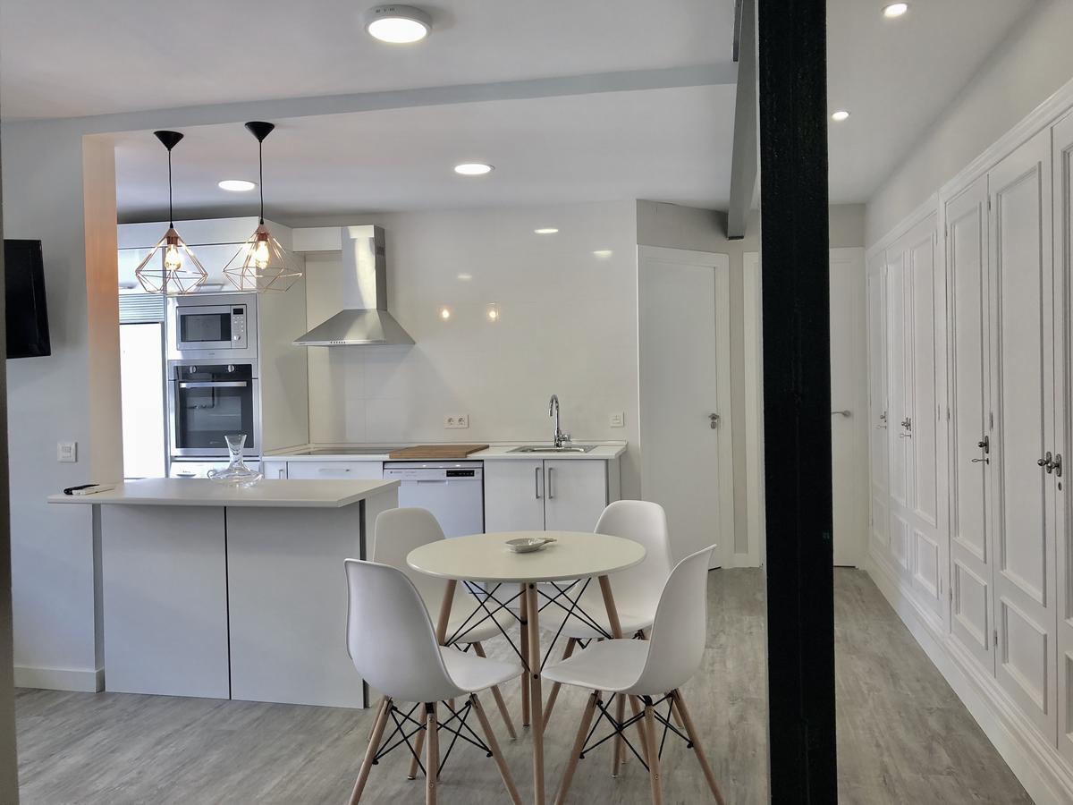 Plaza 5 Carabanchel Apartment Madrid Eksteriør billede