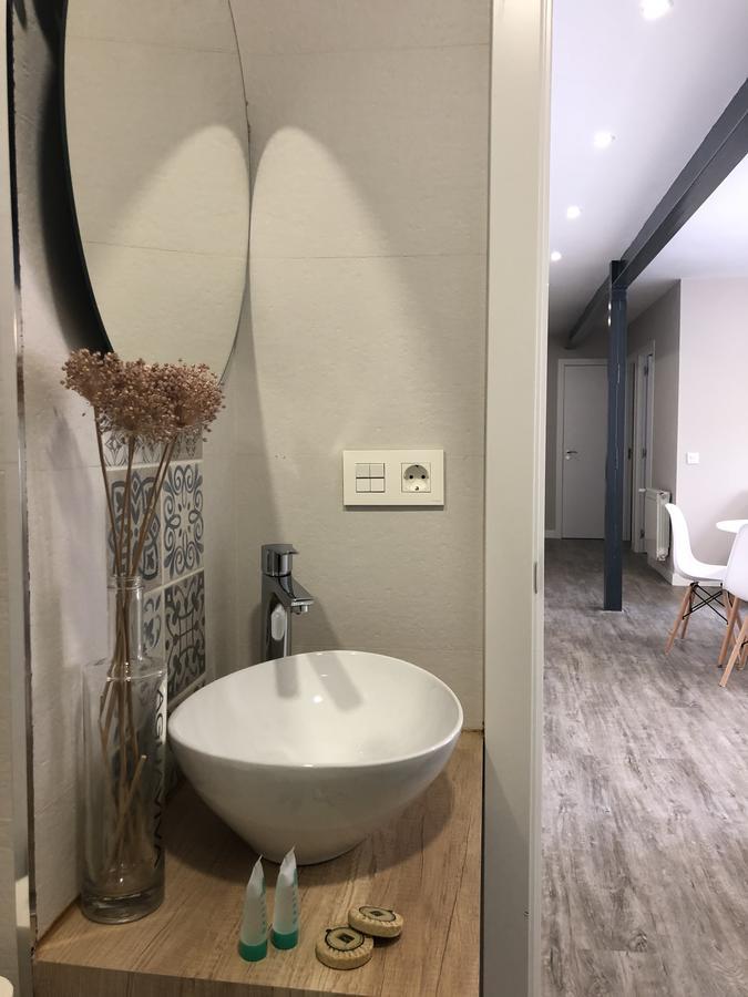 Plaza 5 Carabanchel Apartment Madrid Eksteriør billede