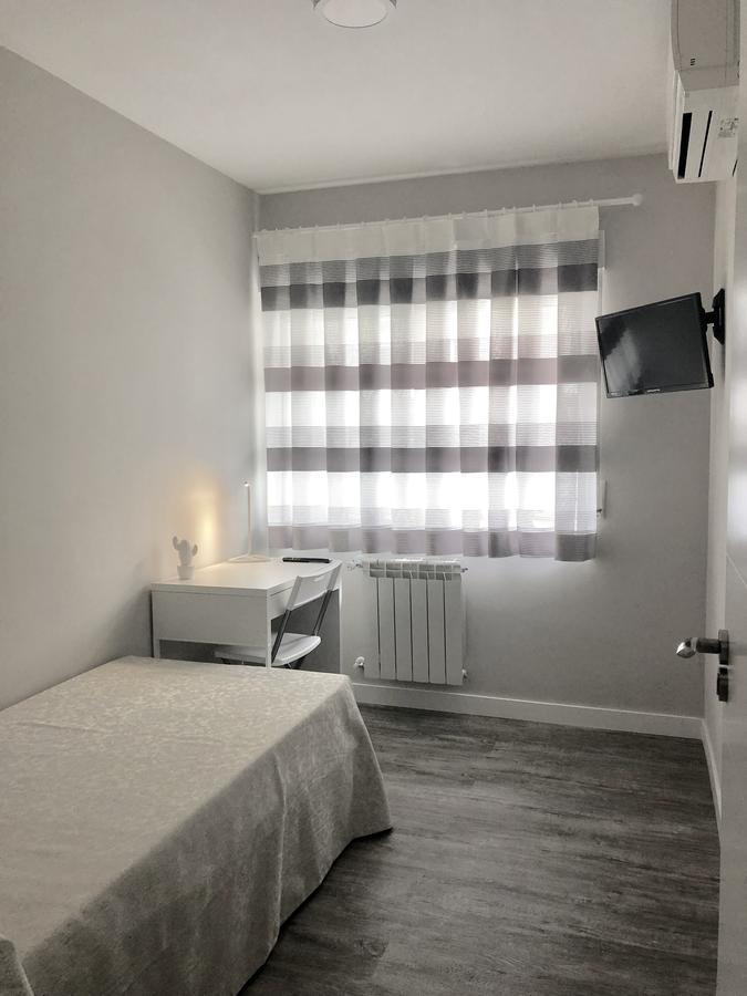 Plaza 5 Carabanchel Apartment Madrid Eksteriør billede